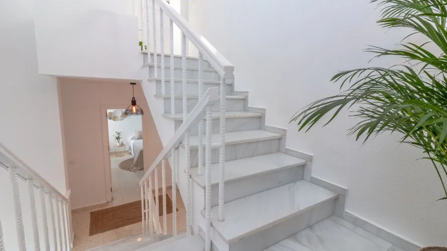 5 bedrooms villa for sale , Estepona, Spain No. 30541 № 11