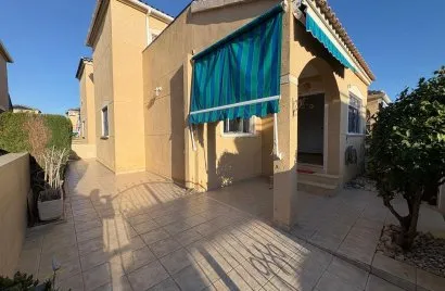 3 bedrooms house for sale , La Florida, Spain No. 31266