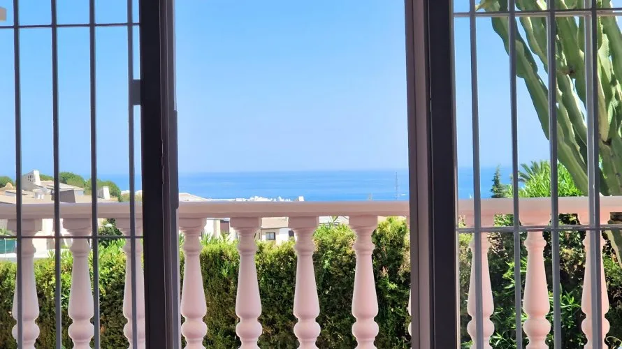 5 bedrooms villa for sale , Estepona, Spain No. 30541 № 15