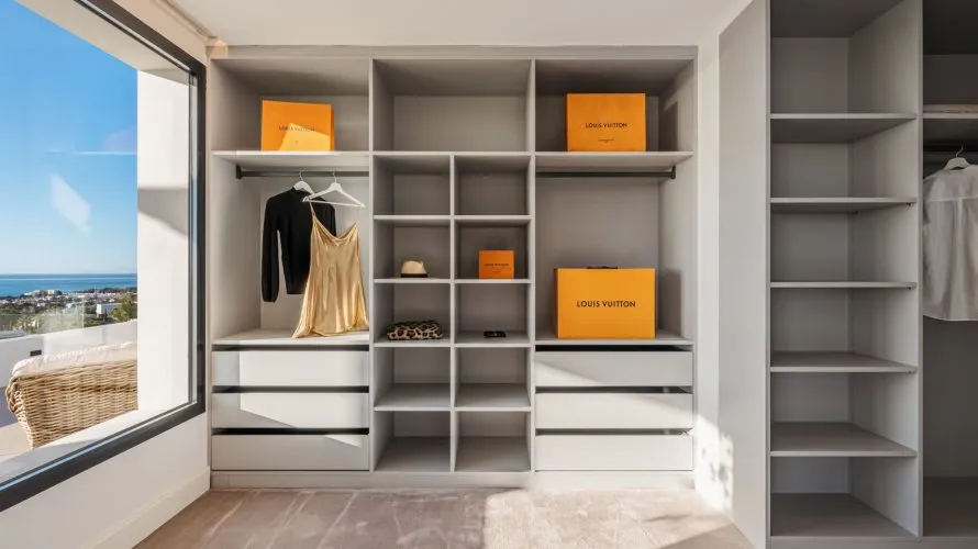 6 bedrooms house for sale , Benahavis, Spain No. 30768 № 18