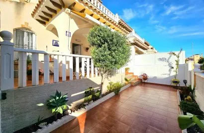 2 bedrooms house for sale , La Zenia, Spain No. 31215