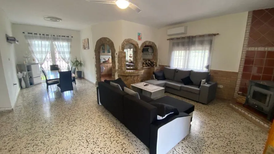 3 bedrooms house for sale , Algimia d'Alfara, Spain No. 31847 № 13