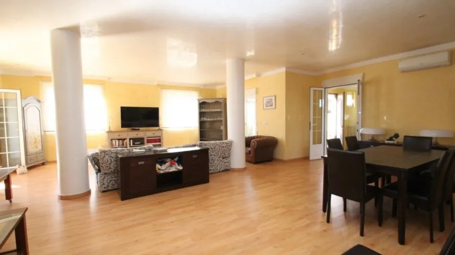 5 bedrooms villa for sale, Cabo Roig, Spain No. 32008 № 25