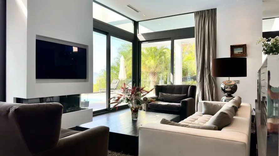4 bedrooms villa for sale , Altea, Spain No. 32023