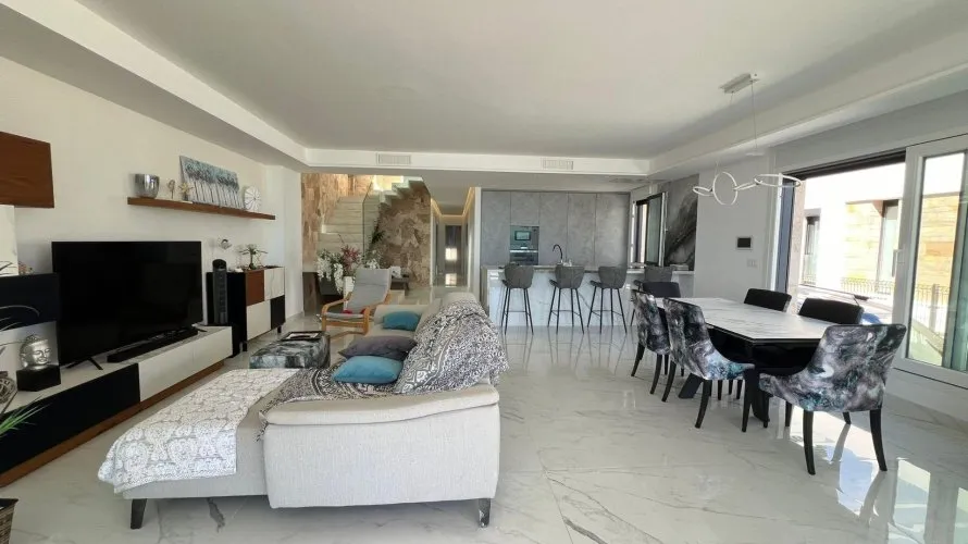 5 bedrooms villa for sale, La Mata, Spain No. 32034 № 19