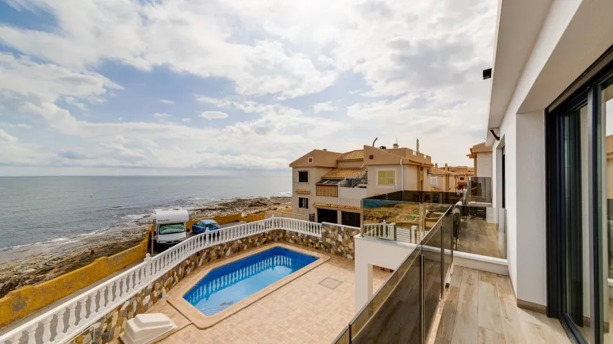 210m² villa for sale, Torrevieja, Spain No. 32082 № 26