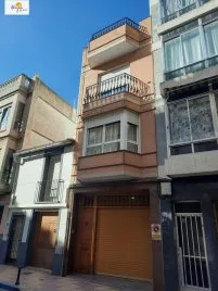 6 bedrooms house for sale , Cullera, Spain No. 31978