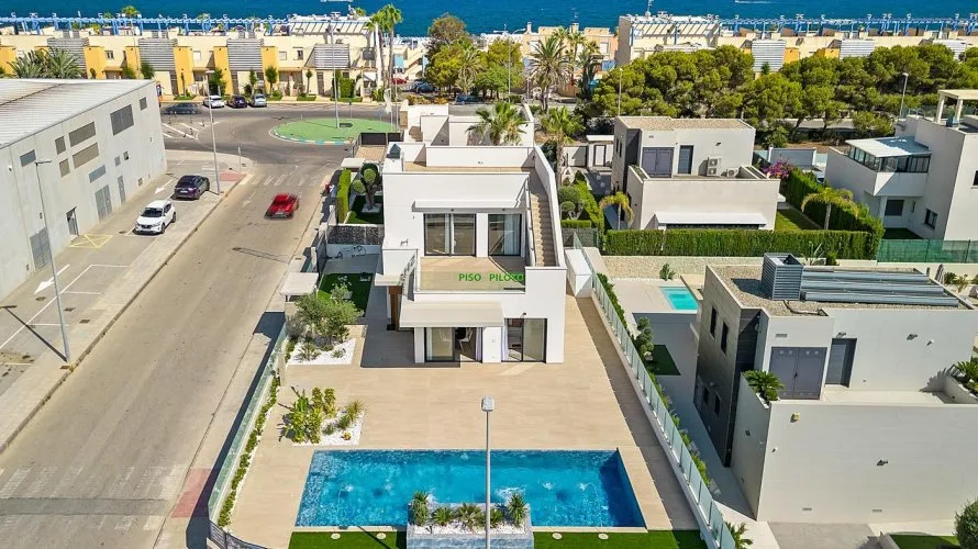 3 bedrooms villa for sale, Campoamor, Spain No. 32033 № 25