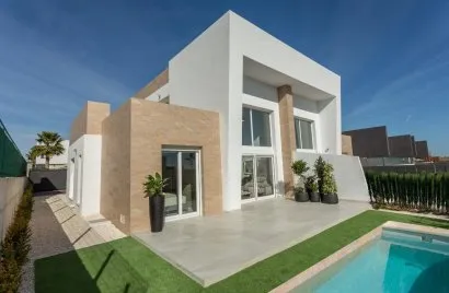 3 bedrooms house for sale , Algorfa, Spain No. 31992