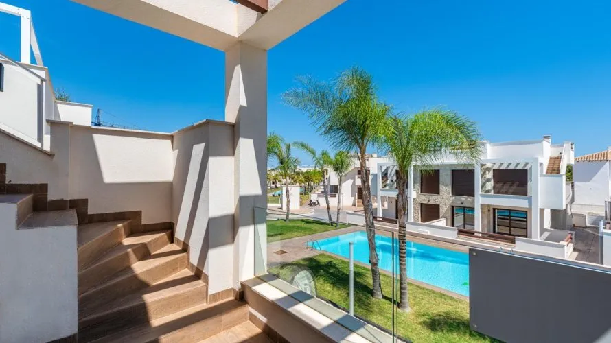 2 bedrooms bungalow for sale , Los Balcones, Spain No. 32029 № 7