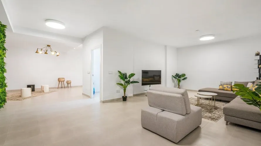 3 bedrooms villa for sale, Playa Honda, Spain No. 32030 № 25
