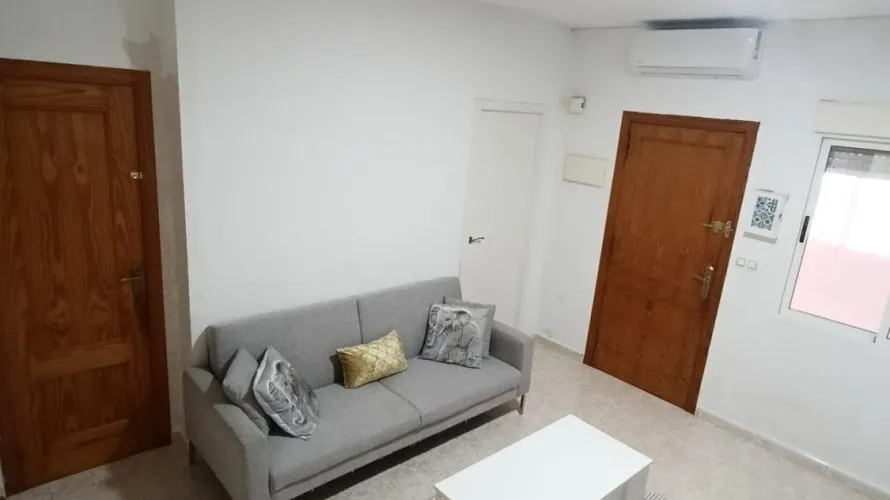 4 bedrooms house for sale, Torrevieja, Spain No. 32274 № 3