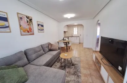 1 bedroom bungalow for sale, Torrevieja, Spain No. 32275