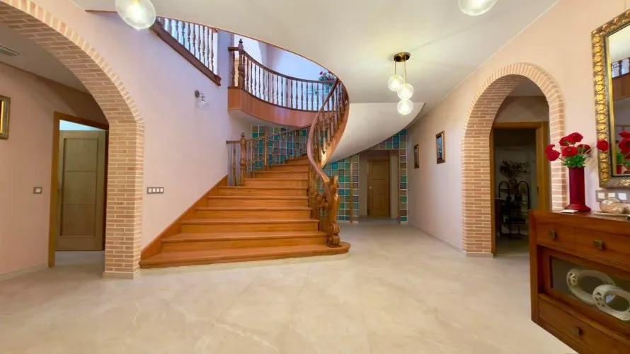 8 bedrooms villa for sale , Calpe, Spain No. 32303 № 2