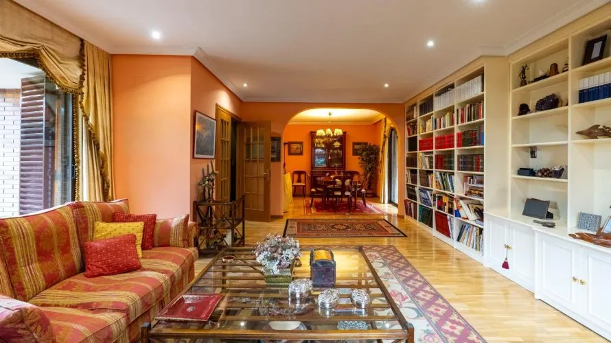6 bedrooms house for sale, Madrid, Spain No. 32357 № 5