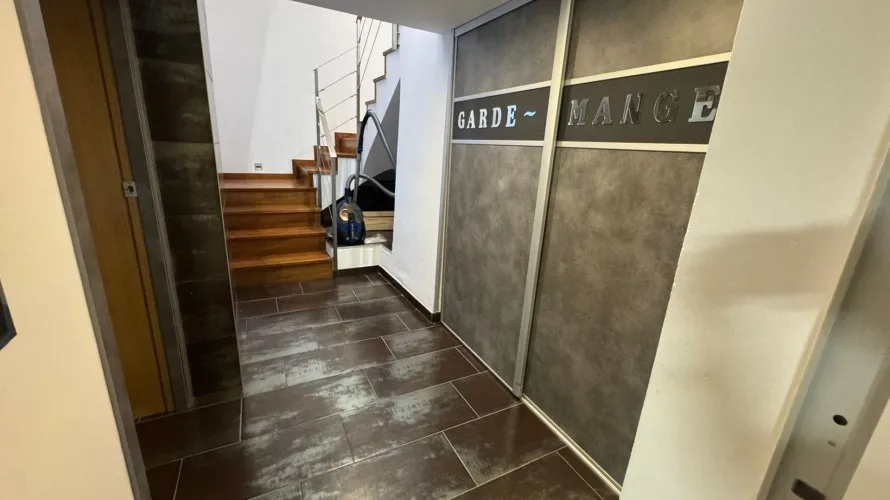 4 bedrooms villa for sale, Riba-roja de Turia, Spain No. 32360 № 6