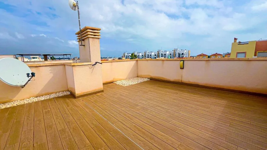 5 bedrooms villa for sale, La Zenia, Spain No. 32327 № 2