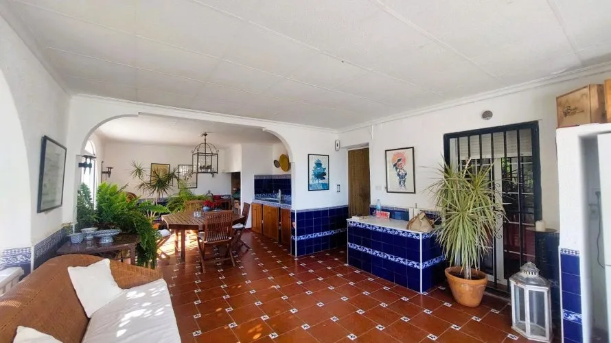 5 bedrooms house for sale, La Marina, Spain No. 32339 № 11