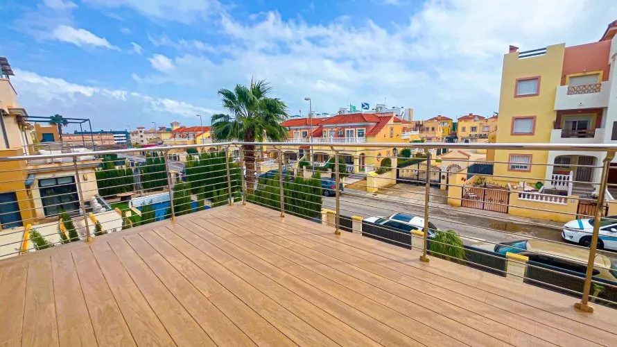 5 bedrooms villa for sale, La Zenia, Spain No. 32327 № 17