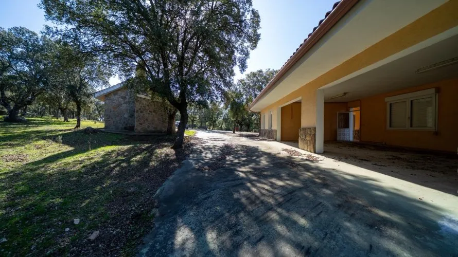8 bedrooms villa for sale, Colmenarejo, Spain No. 32361 № 7