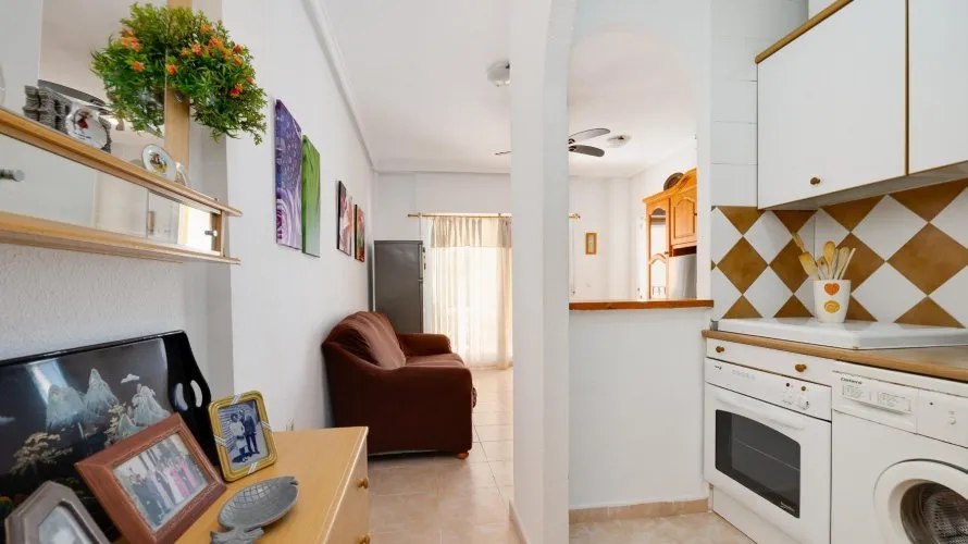 60m² bungalow for sale, Torrevieja, Spain No. 32468 № 21