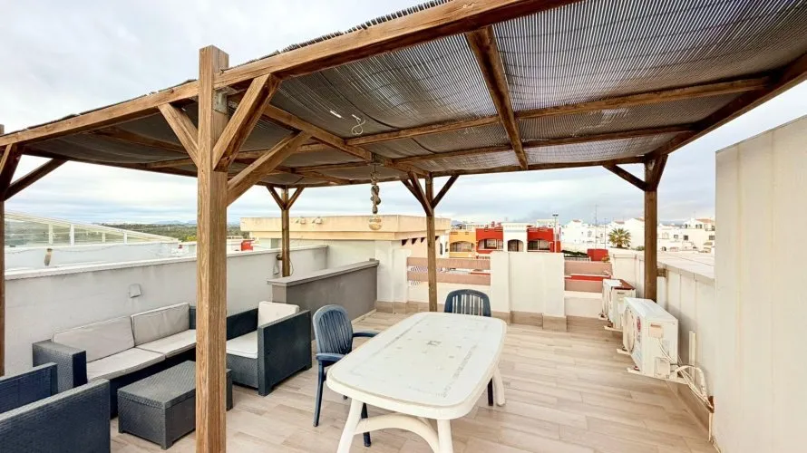 2 bedrooms bungalow for sale, La Florida, Spain No. 32449 № 2