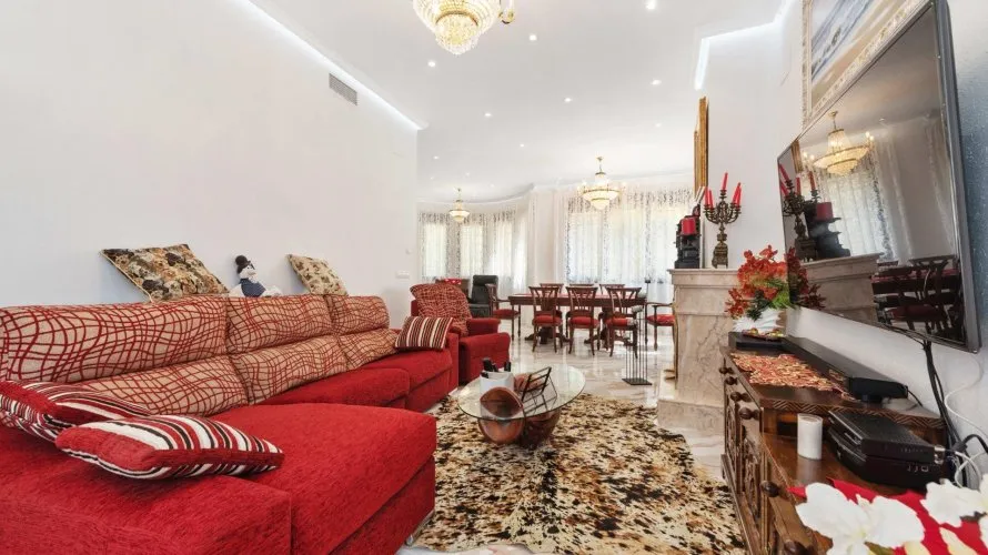 4 bedrooms villa for sale, Campoamor, Spain No. 32372 № 23