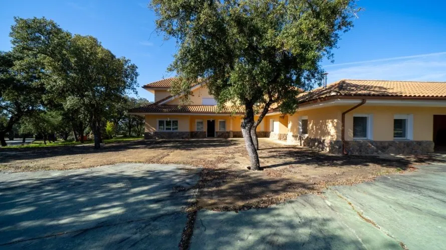 8 bedrooms house for sale, Colmenarejo, Spain No. 32387 № 28