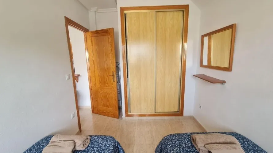 58m² bungalow for sale, Torrevieja, Spain No. 32440 № 1