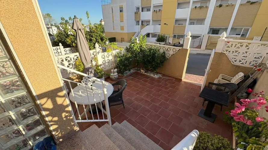 2 bedrooms house for sale, Alicante, Spain No. 32448 № 23