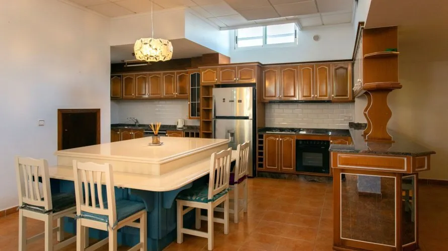 180m² villa for sale, Torrevieja, Spain No. 32417 № 1