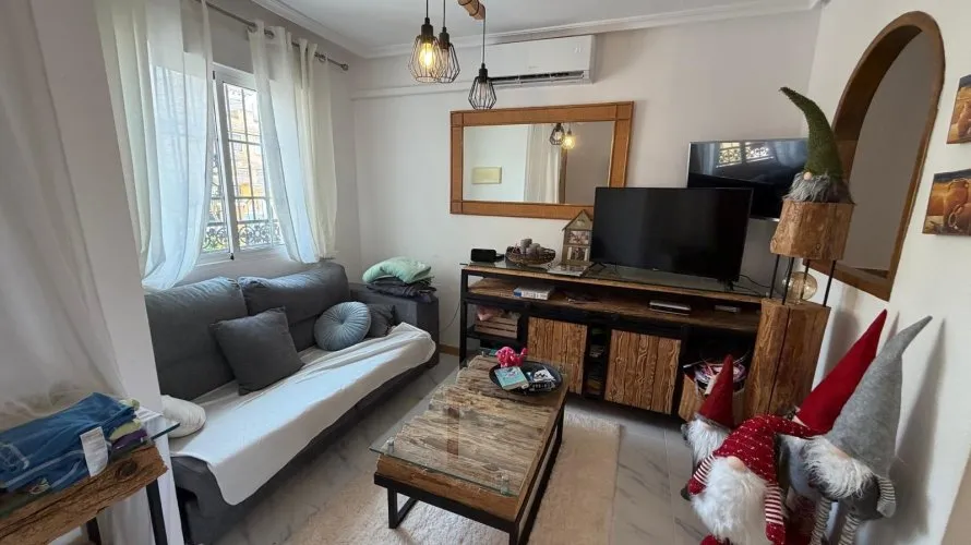 3 bedrooms bungalow for sale, Torrevieja, Spain No. 32483 № 24