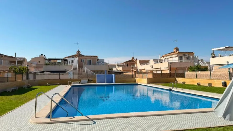 3 bedrooms house for sale, Torrevieja, Spain No. 32430 № 25
