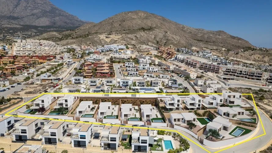 3 bedrooms villa for sale, Finestrat, Spain No. 32397 № 3