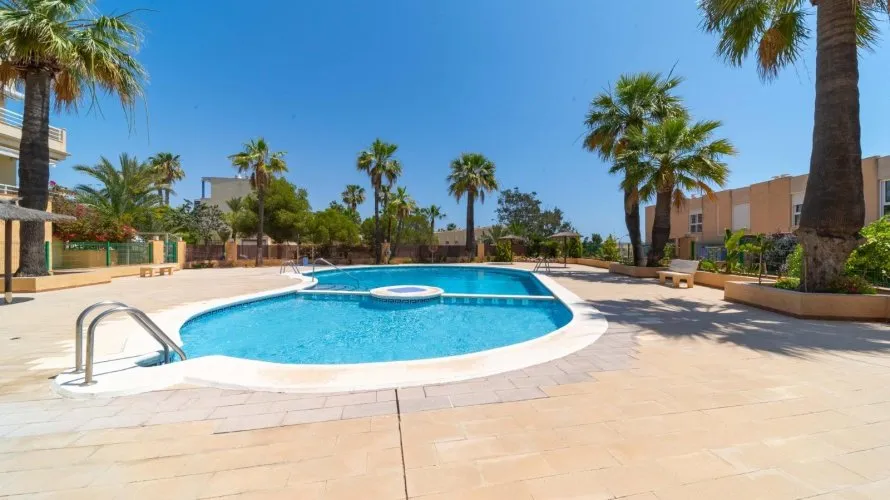 3 bedrooms house for sale, Campoamor, Spain No. 32385 № 2