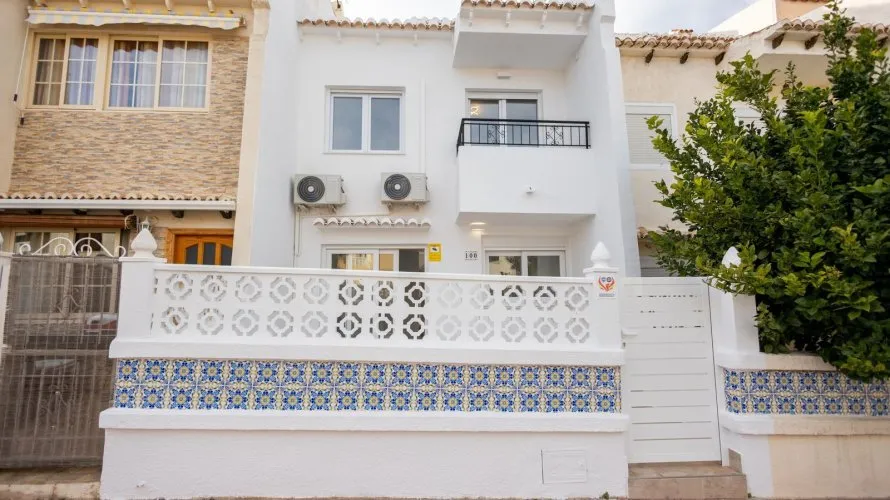 78m² house for sale, Torrevieja, Spain No. 32424 № 4