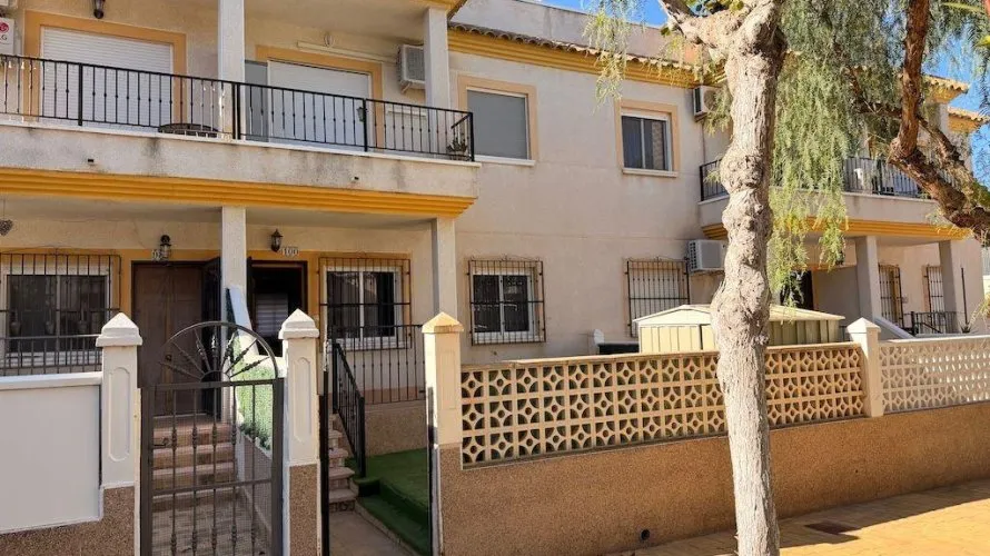 2 bedrooms bungalow for sale, Campoamor, Spain No. 32445 № 3