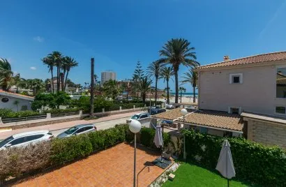 293m² villa for sale, La Zenia, Spain No. 32386
