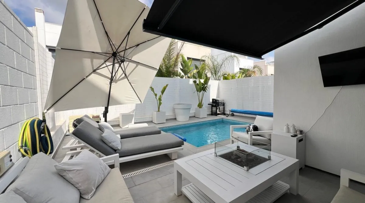 3 bedrooms villa for sale, Alicante, Spain No. 32399
