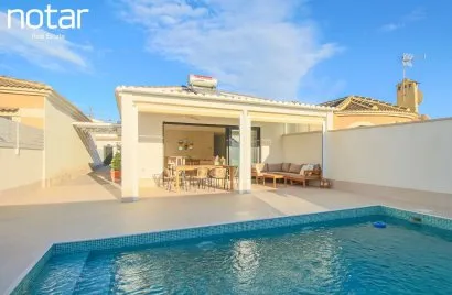 102m² villa for sale, Torrevieja, Spain No. 32415