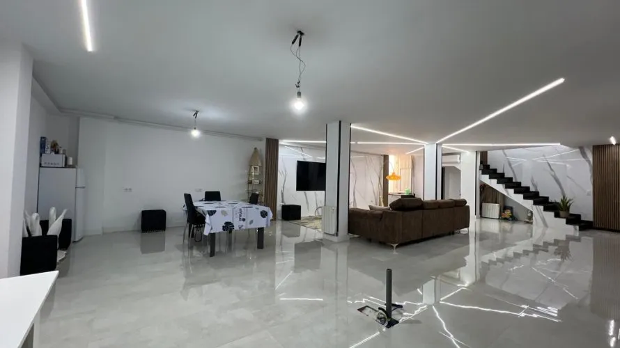 3 bedrooms house for sale, El Puig de Santa Maria, Spain No. 32395 № 25