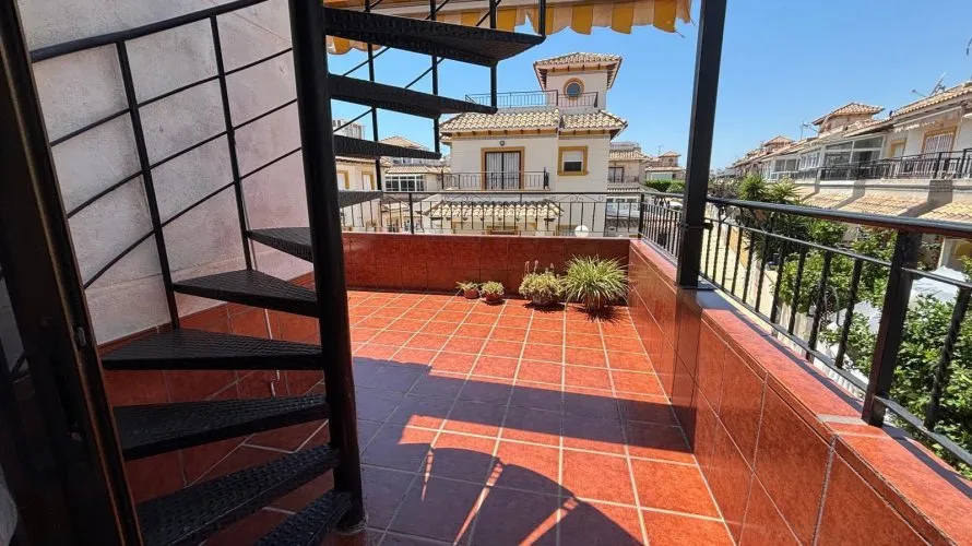 2 bedrooms bungalow for sale, Alicante, Spain No. 32499 № 4