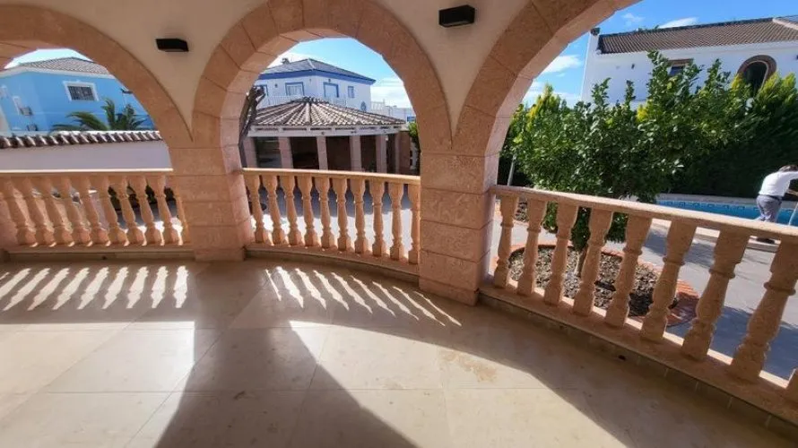4 bedrooms villa for sale, Rojales, Spain No. 32531 № 19
