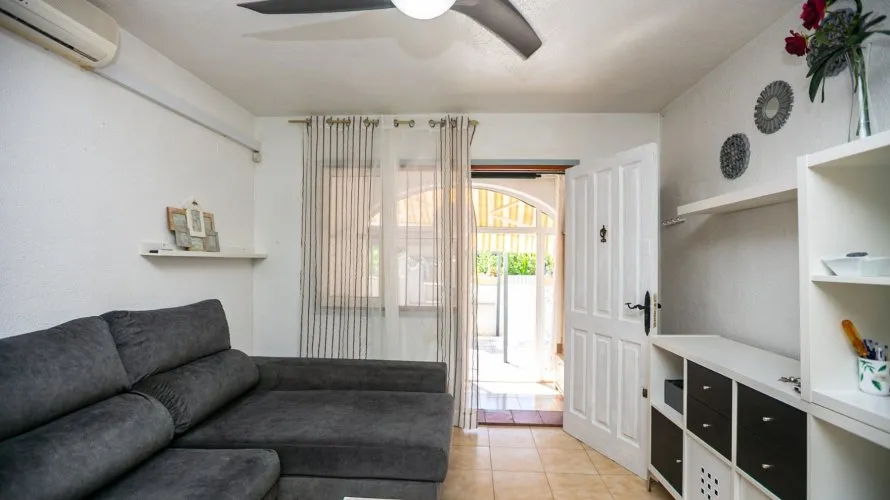 41m² bungalow for sale, Los Balcones, Spain No. 32505 № 17