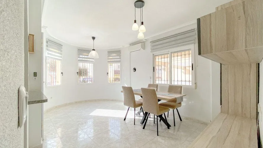 3 bedrooms house for sale, Torrevieja, Spain No. 32536 № 11