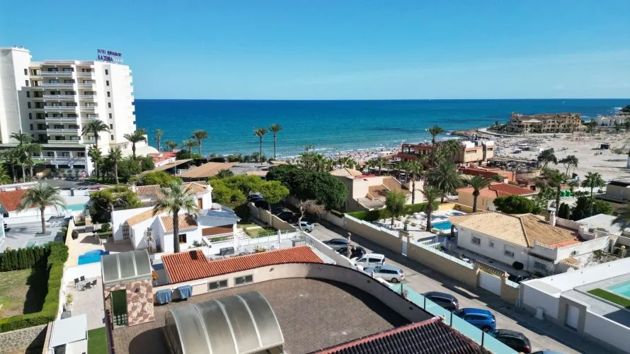 624m² villa for sale, La Zenia, Spain No. 32496 № 2