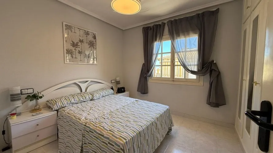 2 bedrooms bungalow for sale, Torrevieja, Spain No. 32535 № 10