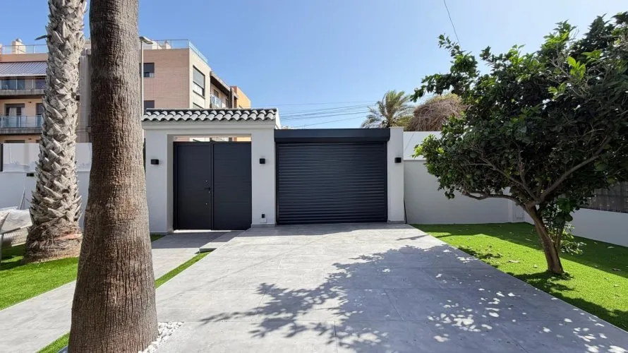 4 bedrooms villa for sale, Torrevieja, Spain No. 32517 № 6