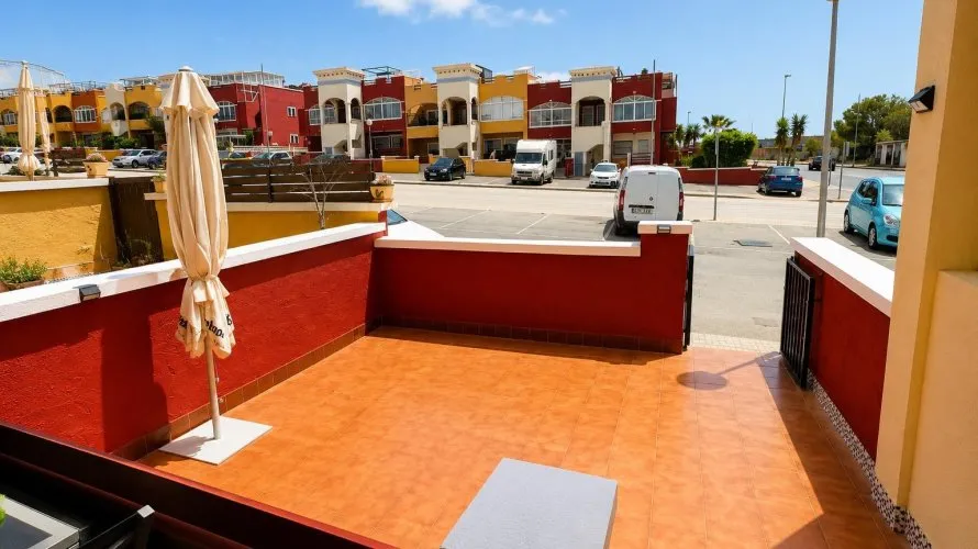 2 bedrooms bungalow for sale, Los Altos, Spain No. 32514