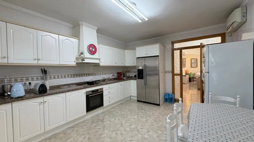 6 bedrooms villa for sale, Rojales, Spain No. 32506 № 10